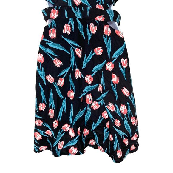Flying Tomato Sleeveless Side And Back Cutout Halter Mini Dress Floral Print M - Picture 8 of 16